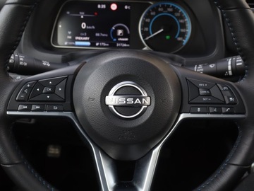 Nissan Leaf II Hatchback Facelifting 39kWh 150KM 2023 Nissan Leaf 40 kWh, SoH 95%, Salon Polska, zdjęcie 22