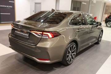 Toyota Corolla XII Sedan 1.8 Hybrid 122KM 2022 Toyota Corolla 1.8 Hybrid Executive VIP Gwarancja 1.8 Hybryda 122KM, zdjęcie 35