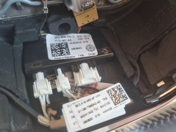 КОЖАНЫЙ РУЛЬ SKODA OCTAVIA IV С ПОДКЛАДКОЙ