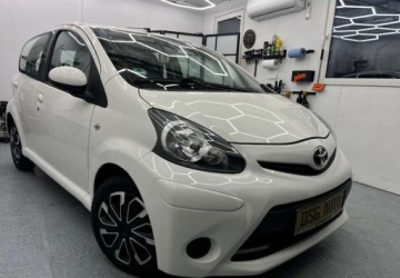Toyota Aygo I 2013 Toyota Aygo 1.0 benzyna 1 wlasciciel 100 bezwypadkowy Benzyna 70KM, zdjęcie 1