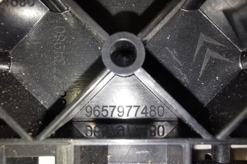 PŘÍDAVNÁ SVĚTLO STOP PEUGEOT 407 (6D_) 9657977480 2.0L DIESEL 100KW 2005