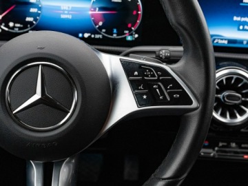 Mercedes Klasa A W177/V177 Sedan Facelifting 2.0 200d 150KM 2023 Mercedes A 200 GD8K607#200 d Progressive 8G-DCT, zdjęcie 13