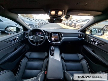 Volvo V60 II  Kombi Facelifting 2.0 B4 B 197KM 2024 Volvo V60 V60 B4 B Plus Dark aut Pakiet Climate Pa, zdjęcie 11