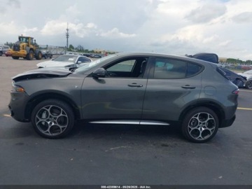 Alfa Romeo 2024 Alfa Romeo Tonale TI EAWD 2024 1.3l 1.3 Hybryda 180KM, zdjęcie 2