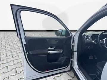 Mercedes GLB SUV 1.3 200 163KM 2023 Mercedes-Benz GLB 1.3 Benzyna 163KM, zdjęcie 10