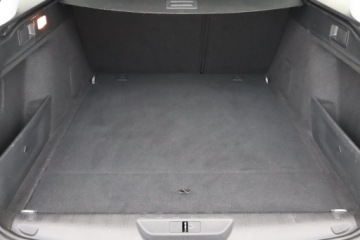 Peugeot 308 II SW Facelifting 1.5 BlueHDI 130KM 2019 Peugeot 308 1.5 BlueHDi, Salon Polska, zdjęcie 13