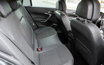 Opel Insignia I Sports Tourer 2.0 CDTI ECOTEC 160KM 2010 Opel Insignia 2.0CDTI 160KM Skora Pdc Alu Gwarancjia 2.0 Diesel 160KM, zdjęcie 25
