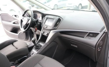 Opel Zafira C Tourer Facelifting 1.4 Turbo 140KM 2018 Opel Zafira Grzane FoteleKierownica, Tempomat, Multifunkcja, Alu, Czujniki, zdjęcie 14