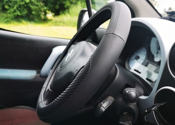 Dacia Duster Sandero Jogger Dokker Logan Lodgy na kierownice skóra karbon