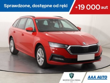 Skoda Octavia IV Scout 1.5 TSI ACT 150KM 2021 Skoda Octavia 1.5 TSI, Salon Polska