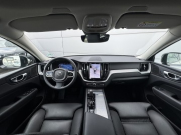 Volvo XC60 II 2025 Volvo XC 60 B5 B AWD Plus Dark | Serwis ASO | Harm, zdjęcie 29