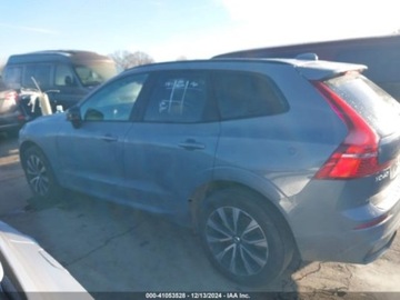 Volvo XC60 II 2024 Volvo XC 60 B5 CORE DARK THEME, miekka hybryda 2L, 247KM, 4x4, od ubezpie, zdjęcie 5