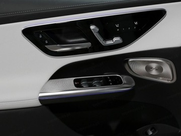 Mercedes GLC C254/X254 Coupe 2.0 220d 197KM 2025 GLC Coupe 220 d 4-Matic AMG Line 2.0 (197KM) 2025, zdjęcie 8