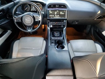 Jaguar XE 2017 Jaguar XE 2017 JAGUAR XE R - SPORT 3.0 Benzyna 380KM, zdjęcie 6