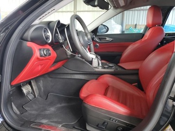 Alfa Romeo Giulia II 2018 Alfa Romeo Giulia Ti 2018 2.0l 2.0 Benzyna 280KM, zdjęcie 7