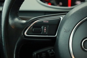 Audi A4 B8 Limousine Facelifting 2.0 TDI 143KM 2012 Audi A4 2.0 TDI, 1. Właściciel, Automat, Skóra, zdjęcie 13