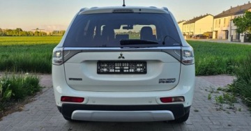 Mitsubishi Outlander III 2016 Mitsubishi Outlander ELEKTYK Benzyna Naped 44 skora kamera cofania, zdjęcie 15