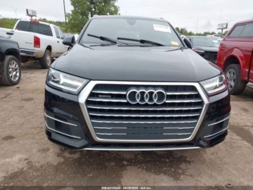 Audi Q7 II 2019 Audi Q7 45 PREMIUM45 SE PREMIUM 2019, od ubezpieczalni 2.0 Benzyna 248KM, zdjęcie 2
