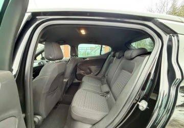 Opel Astra K Hatchback 5d 1.4 Turbo 125KM 2016 Opel Astra Opel Astra 1.4 Turbo StartStop 120 Jahre 1.4 Benzyna 125KM, zdjęcie 20