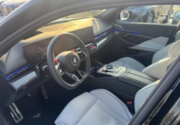 BMW Seria 5 G90-91 M Touring 4.4 V8 727KM 2025 BMW M5 4.4 Hybryda Plug-in 727KM, zdjęcie 6