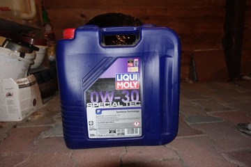 LIQUI MOLY SYNTHESE SPECIAL TEC 0W30 20L olej VOLVO FORD