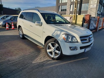 Mercedes Klasa GL X164 Off-roader Facelifting 350 CDI BE 224KM 2009 Mercedes GL 320 3.0 CDI Navi Kamera 2xDVD 7osobowy