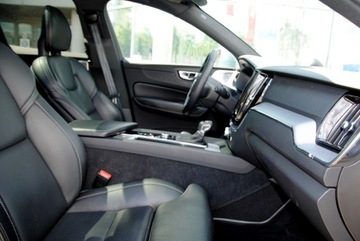 Volvo XC60 II Crossover D5 235KM 2018 Volvo XC 60 automat,D5 AWD,Inscription,salon PL,kamera,skora,BowersWilkins, zdjęcie 12