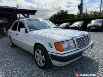 Mercedes W124 Kombi 2.5 T 126KM 1992 Mercedes-Benz W124 (1984-1993) Mercedes-Benz W124 2.5 Turbo Diesel El-szyb, zdjęcie 1