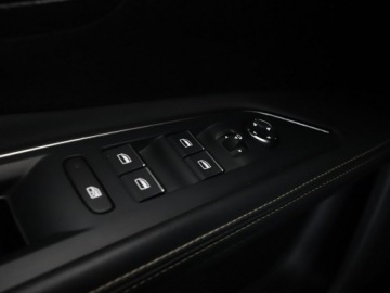 Peugeot 5008 II Crossover Facelifting 1.5 BlueHDi 130KM 2021 Peugeot 5008 FV23% GT-Line automat 7-os. navi, zdjęcie 37