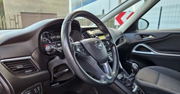 Opel Zafira C Tourer Facelifting 1.4 Turbo 140KM 2017 Opel Zafira 7-osob Navigacja Grzane Fotele i Kierownica Klimatronic 2017, zdjęcie 20