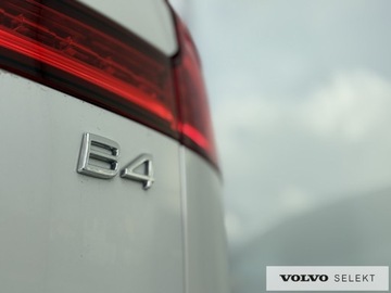 Volvo V60 II  Kombi Facelifting 2.0 B4 B 197KM 2023 Volvo V60 B4 B Core | Salon PL | Serwis ASO | Bezw, zdjęcie 31