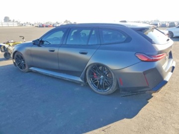 BMW Seria 5 G90-91 2025 BMW M5 BMW M5 Touring z 2025 roku , od ubezpieczalni 4.4 Hybryda Plug-in, zdjęcie 3