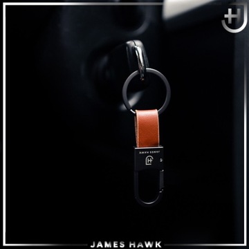 Skórzany brelok do kluczy męski jasnobrązowy karabińczyk James Hawk