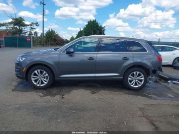Audi Q7 II 2019 Audi Q7 55 Premium 2019 3.0l 3.0 Benzyna 329KM, zdjęcie 2