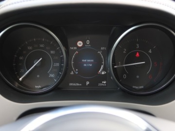 Jaguar E-Pace SUV 2.0 i4D 180KM 2020 Jaguar E-Pace D180 AWD, Salon Polska, Serwis ASO, zdjęcie 10