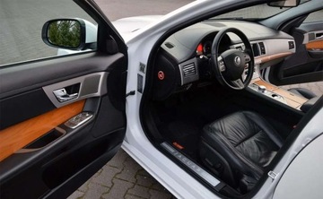 Jaguar XF I Sedan 3.0D V6 240KM 2011 Jaguar XF 3.0d 241Ps Ledy Navi Skora Bixenon Kamera BEZWYPADKOWY 1 Wlascic, zdjęcie 5