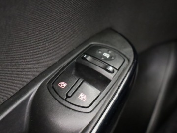 Opel Corsa E Hatchback 3d 1.4 Turbo 100KM 2018 Opel Corsa 1.4 Turbo, Salon Polska, Klima, zdjęcie 15