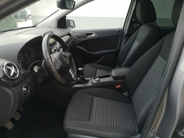 Mercedes Klasa B W246 Sports Tourer 180 BlueEFFICIENCY 122KM 2012 Mercedes B 180 1,6 16v 122KM # Klimatronik# Navi #, zdjęcie 16