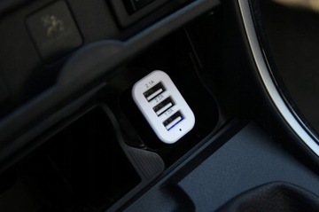 Ładowarka podróżna do gniazda zapalniczki 12V 24V 3x USB adapter 5.1A