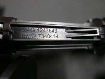 BMW F10 F11 F15 НАПРАВЛЯЮЩАЯ ЗАДНЕГО ПОДГОЛОВНИКА 7340414