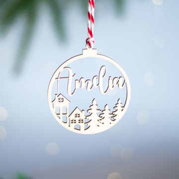 ДЕРЕВЯННЫЙ ШАР С НАЗВАНИЕМ ГОРОДА СВЯТОГО КЛАУСА