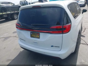 Chrysler Pacifica II 2023 Chrysler Pacifica Hybrid Limited 2023 3.6 Hybryda 287KM, zdjęcie 4