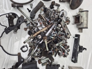 YAMAHA XJ6 F 09 - 16 ВИНТОВ КРЕПЛЕНИЯ РОГА МИКС