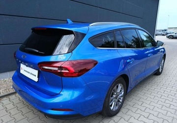 Ford Focus IV Kombi Facelifting 1.0 EcoBoost 125KM 2024 Ford Focus BLACK WEEK 1.0 EcoBoost Hyb 125KM TitaniumX Pakiet Winter Salon, zdjęcie 6