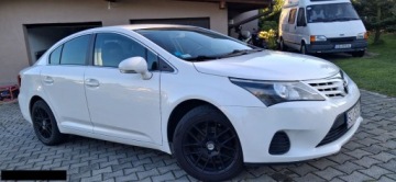 Toyota Avensis III 2014 Toyota Avensis T27 sedan 2.0d 127KM 2014r Salon Polska 1 właściciel, zdjęcie 9