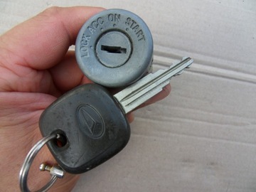 WKŁAD STACYJKI Z KLUCZYKIEM DAIHATSU