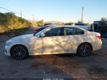 BMW Seria 3 G20-G21 2022 BMW Seria 3 330i xDrive 2022 2.0 Benzyna 255KM, zdjęcie 2