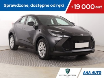 Toyota C-HR II 2024 Toyota C-HR 1.8 Hybrid, Salon Polska