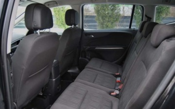 Opel Zafira C Tourer 2.0 CDTI ECOTEC 130KM 2012 Opel Zafira GWARANCJA, 2012r, 2.0 Diesel 130KM, Niski przebieg, Ladnie utr, zdjęcie 5