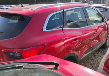 Renault Kadjar Crossover 1.2 Energy TCe 130KM 2016 Renault Kadjar I rej. 2017r, SALON POLSKA. Uszkodzony prawy przod. Poobija, zdjęcie 2